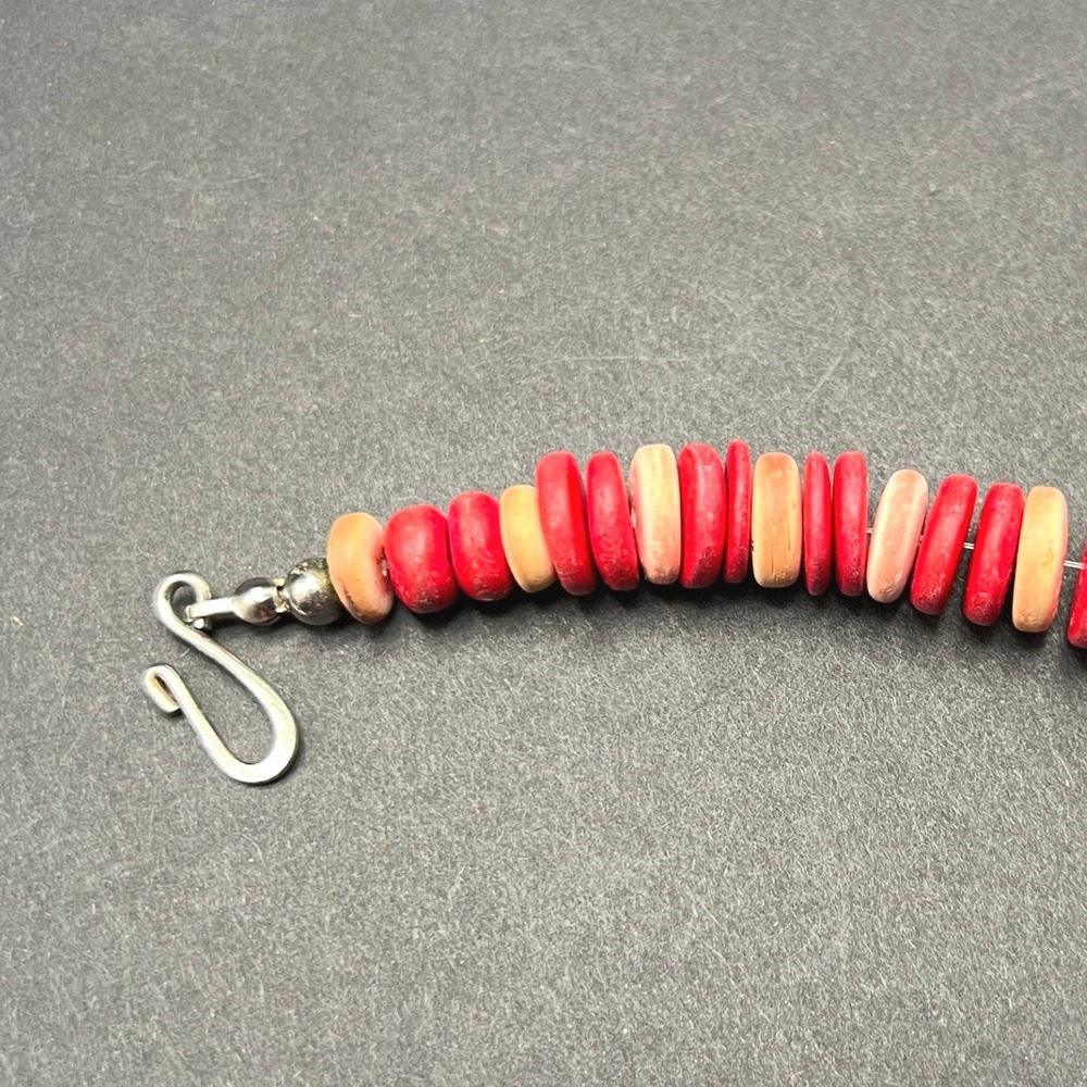 Vintage Wooden Disc Necklace Chunky Red Cream Natural Boho Graduated Choker - Picture 6 of 10
